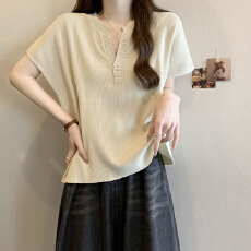 批发2-300斤特大码坑条V领短袖t恤女夏季新款<b class='q'>胖</b><b class='q'>mm</b><b class='q'>宽松</b>显瘦设计感上衣