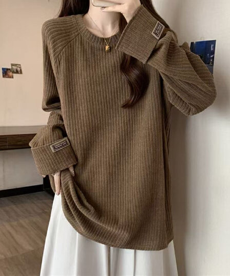 300 근 빅 사이즈 여성 의류 느긋한 느슨함 센스 긴팔 티셔츠 가을 기본 셔츠 인사이드 가져 가라. 트렌디 통통한 여동생 슬림해 보이는 맨위