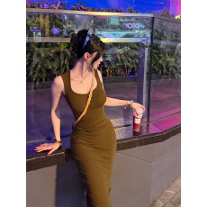 批发【Fart Shop】泰兰德假日 显白橄榄绿宽肩带坑条连衣裙女春夏<b class='q'>长裙</b>