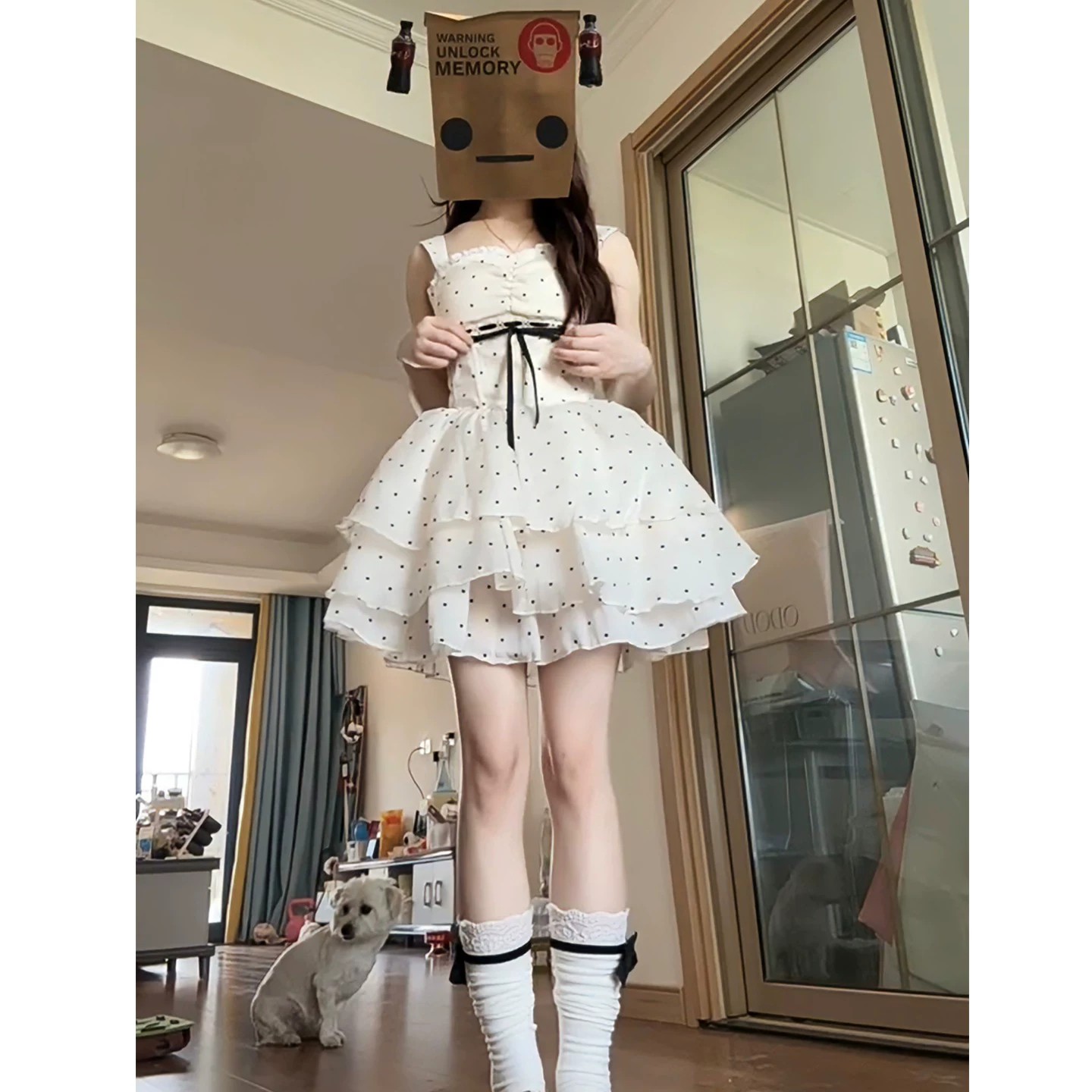 오리지널 천 골드 달콤한 스타일 도트 무늬 민소매 드레스 생일 치마 생선뼈 퍼프 미니 스커트