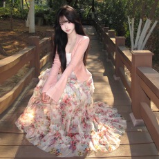 批发法式粉色碎花连衣裙子<b class='q'>女</b>早春2026超火穿搭一整套装针织<b class='q'>开衫</b>半身裙