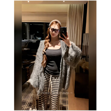 批发25秋冬季新款韩系时尚灯笼袖<b class='q'>宽松</b>针织开衫+吊带+高腰条纹裤套装女