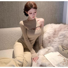 批发纯欲辣妹露肩长袖<b class='q'>针织</b>衫上衣女高级设计感修身气质显瘦内搭<b class='q'>打底衫</b>