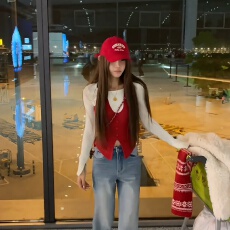 批发辣妹风氛围感挂脖假两件针织衫女秋冬季<b class='q'>甜美</b>洋气红色上衣圣诞穿搭