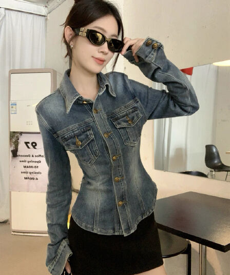아메리칸 레트로 허리 수축 싱글 줄 버튼 폴로 칼라 데님 재킷 가을 겨울 2026 새로운 디자인 센스 다용도 긴팔 맨위