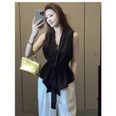 批发挂脖V领系带无袖背心上衣2026夏季新款法式气质轻奢高级感衬衫女