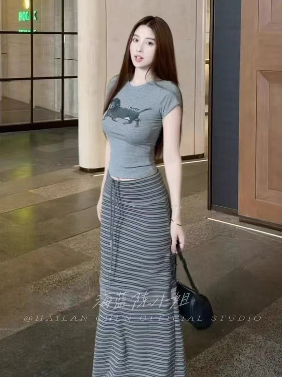 새로운 몸매 가꾸기 개 프린트 반팔 티셔츠 하이웨이스트 스트라이프 펌프 로프 캐주얼 스트레이트 치마 세트 여성 트렌디