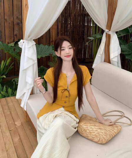 도파민 달콤한 스타일 세트 황색 트임 반팔 티셔츠 여성 여름 살구 색상 캐주얼 와이드 레그 팬츠 투피스 세트