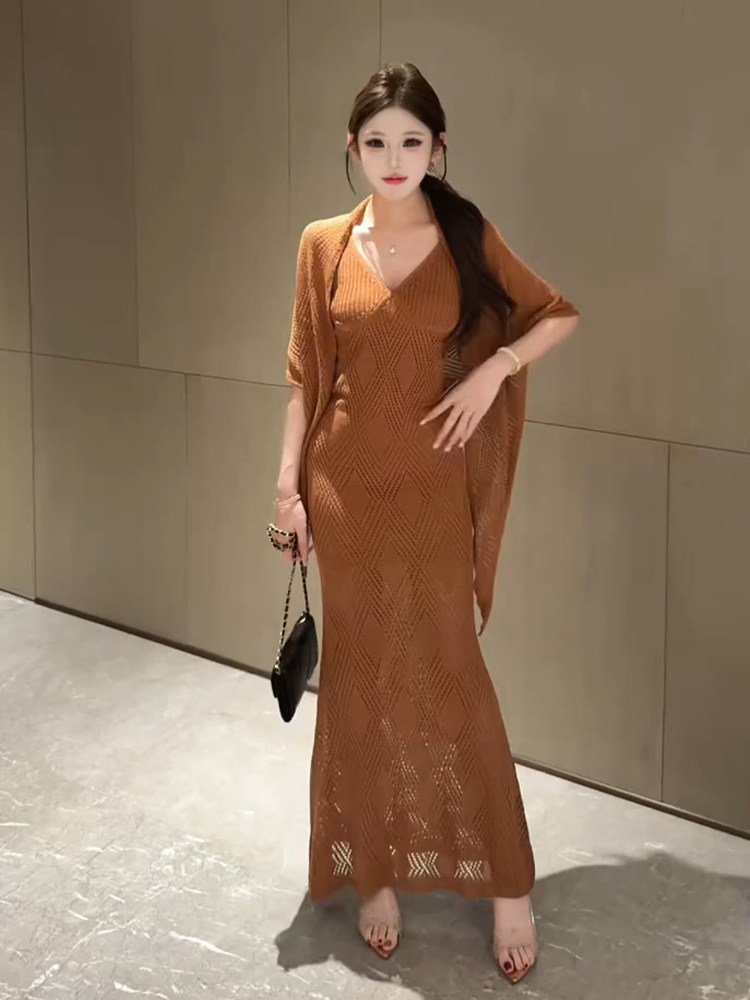 순수한 욕망 바람 홀로우 아웃 니트 오픈 가디건 점프 슈트 치마 세트 여성 여름 고급 센스 몸매 가꾸기 슬림해 보이는 슬립 드레스 투피스 세트