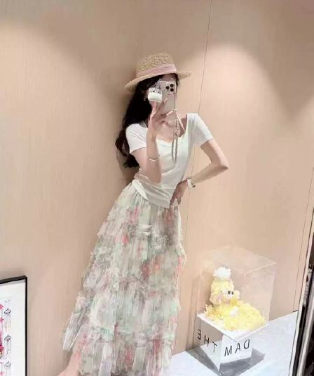26 슈퍼 화재 ootd 착용 가져 가라. 부드러운 바람 망사 꽃무늬 퍼프 반신 스커트 미니멀리즘 니트 반팔 두 조각 여성 세트
