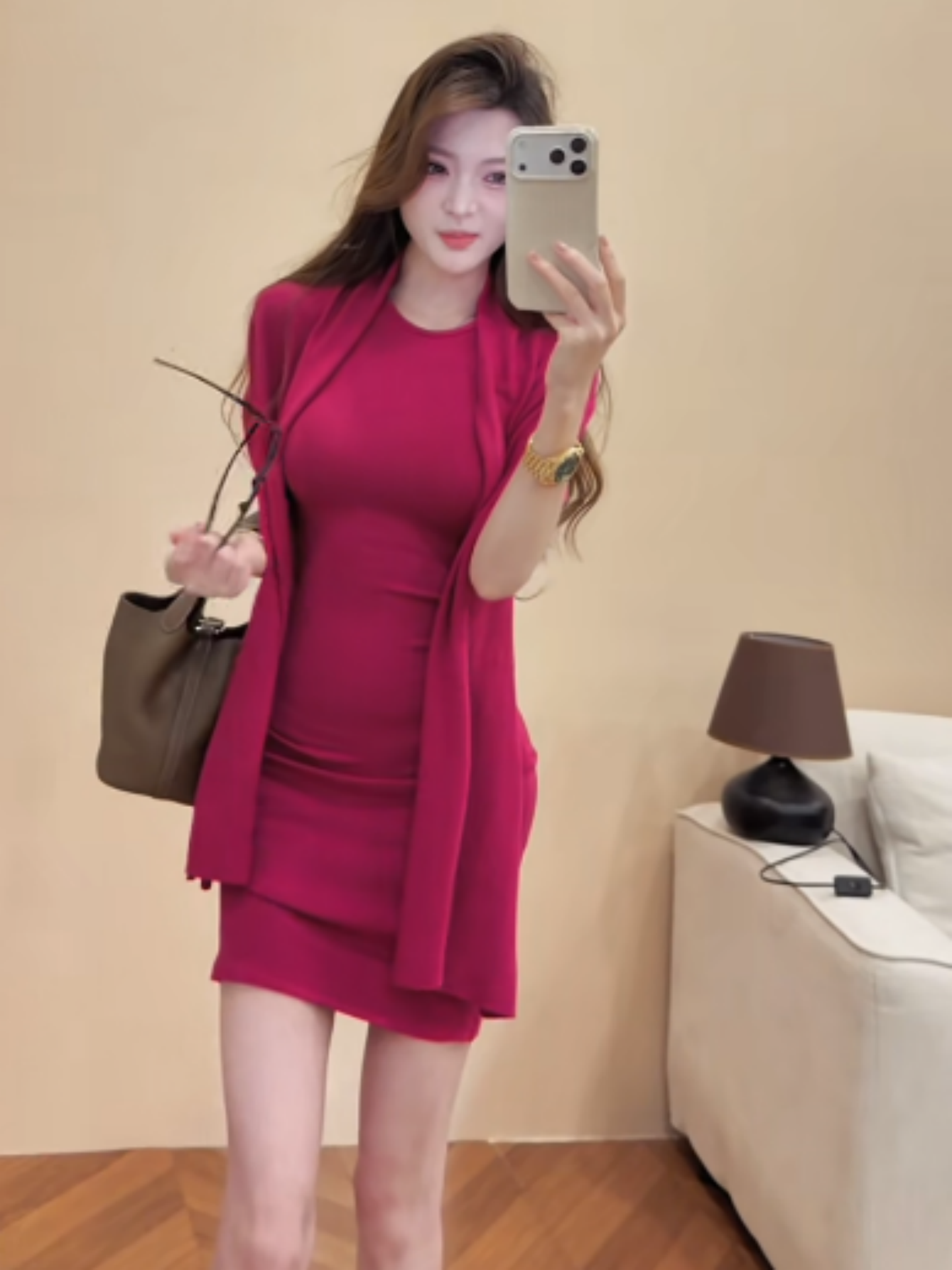 여름 한 스타일 품격 명문 여성 바람 몸매 가꾸기 슬림해 보이는 디스플레이 몸 민소매 쇼트 스타일 단색 타이트 스커트 드레스 경기 숄