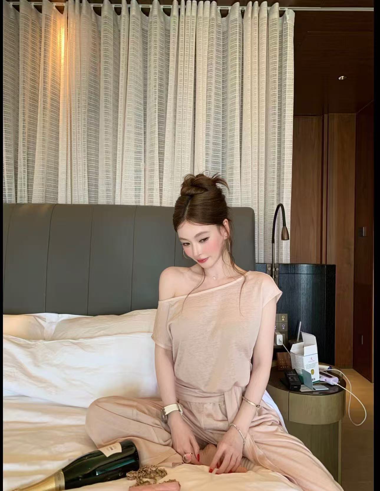 새로운 슈퍼 편안함 디스플레이 아름다운 느슨함 느긋한 비스듬한 어깨 의류 숄 허리밴드 캐주얼 바지 3개 여성 세트 트렌디