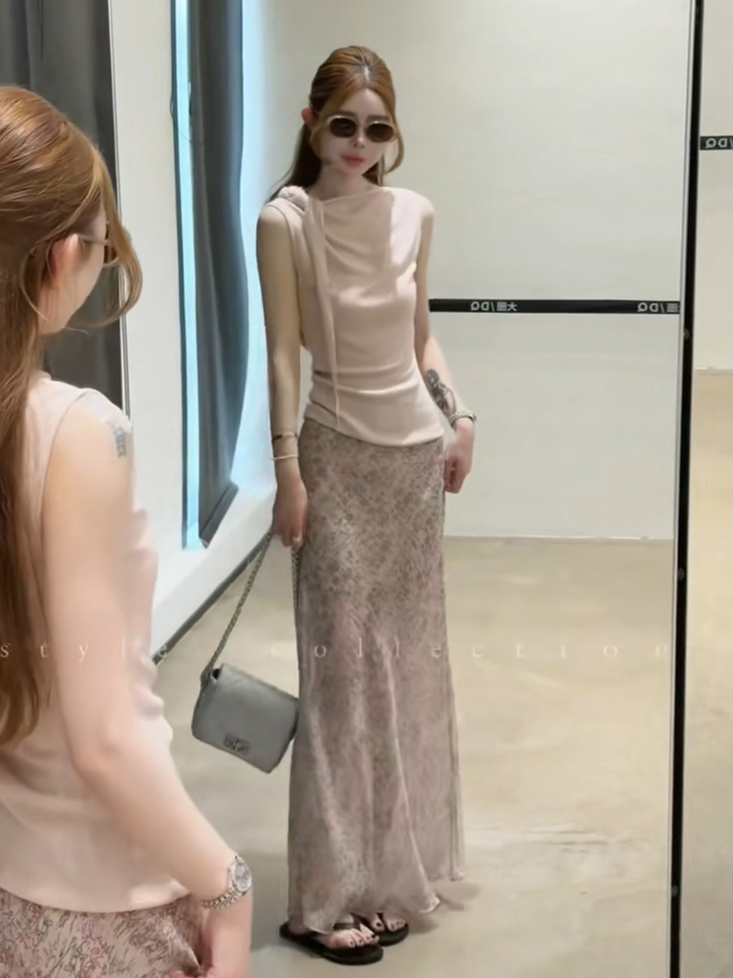 핑크색 흔들다 칼라 민소매 티셔츠 여성 여름 2026 새로운 로얄 자매 아름다운 작은 맨위 꽃무늬 레이스 반신 스커트
