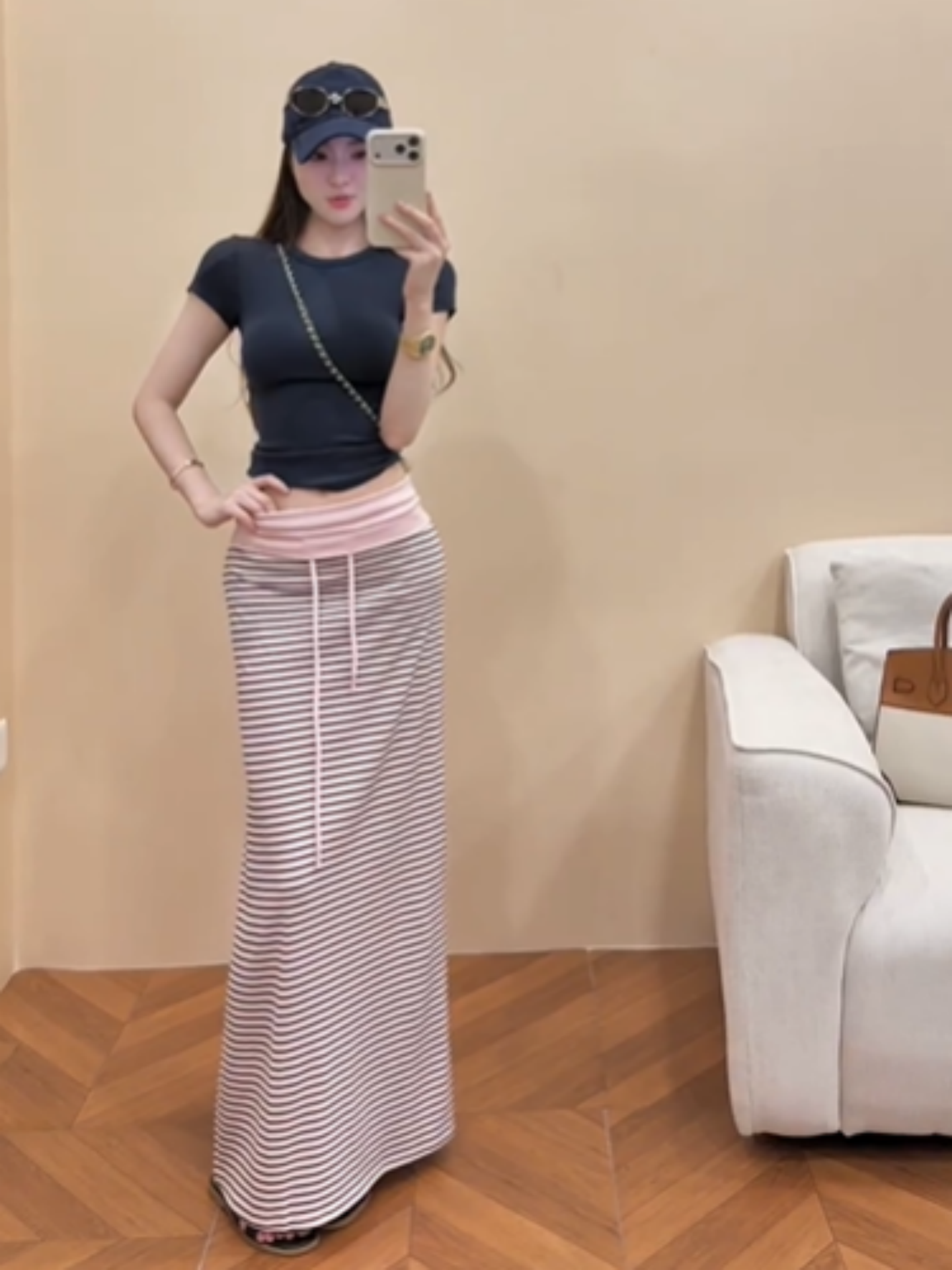 한 스타일 느긋한 바람 몸매 가꾸기 슬림해 보이는 단색 라운드 넥 반팔 맨위 하이웨이스트 배색 스트라이프 반신 롱 스커트 투피스 세트