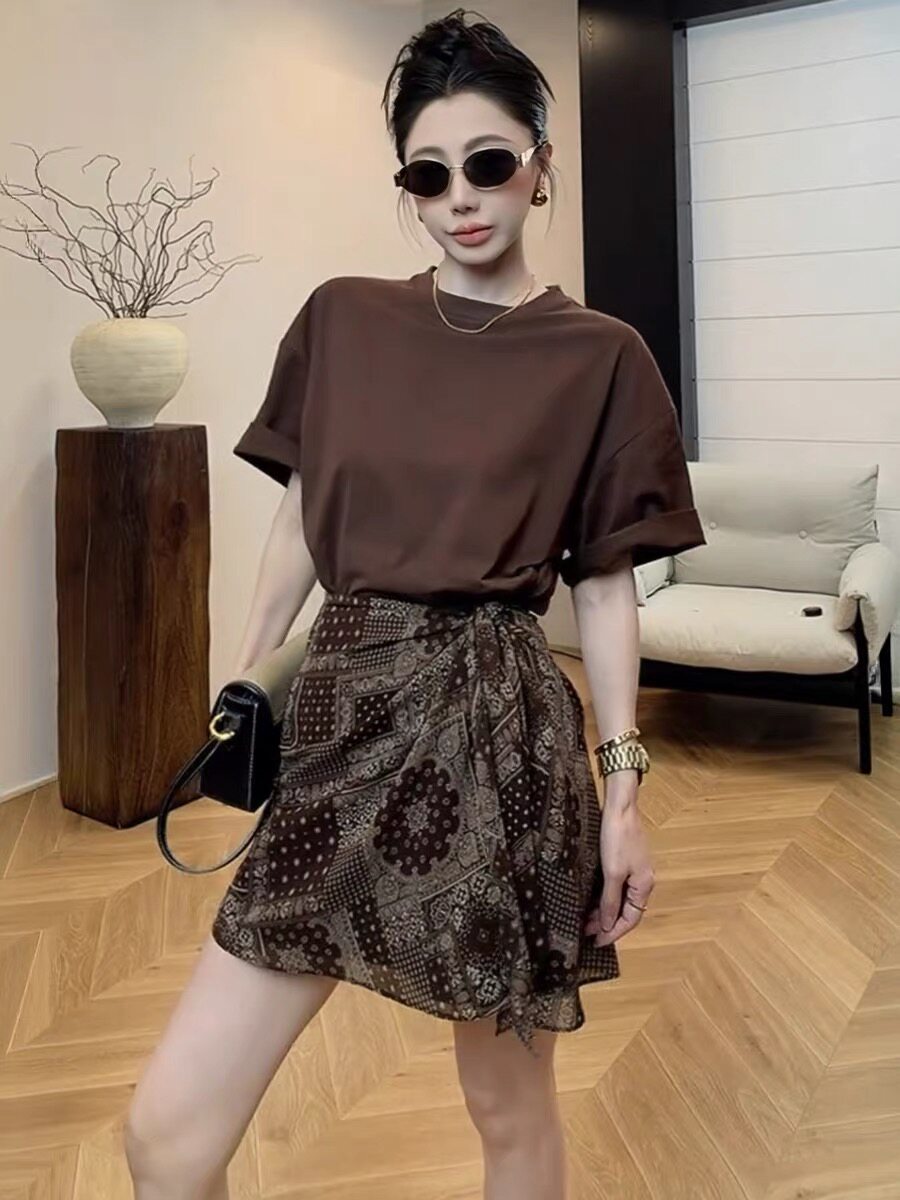 한 부서 레트로 방귀 커튼 스트랩 페이크 레이어드 반팔 여성 드레스 여름 패션 불규칙 허리 수축 슬림해 보이는 티셔츠 치마