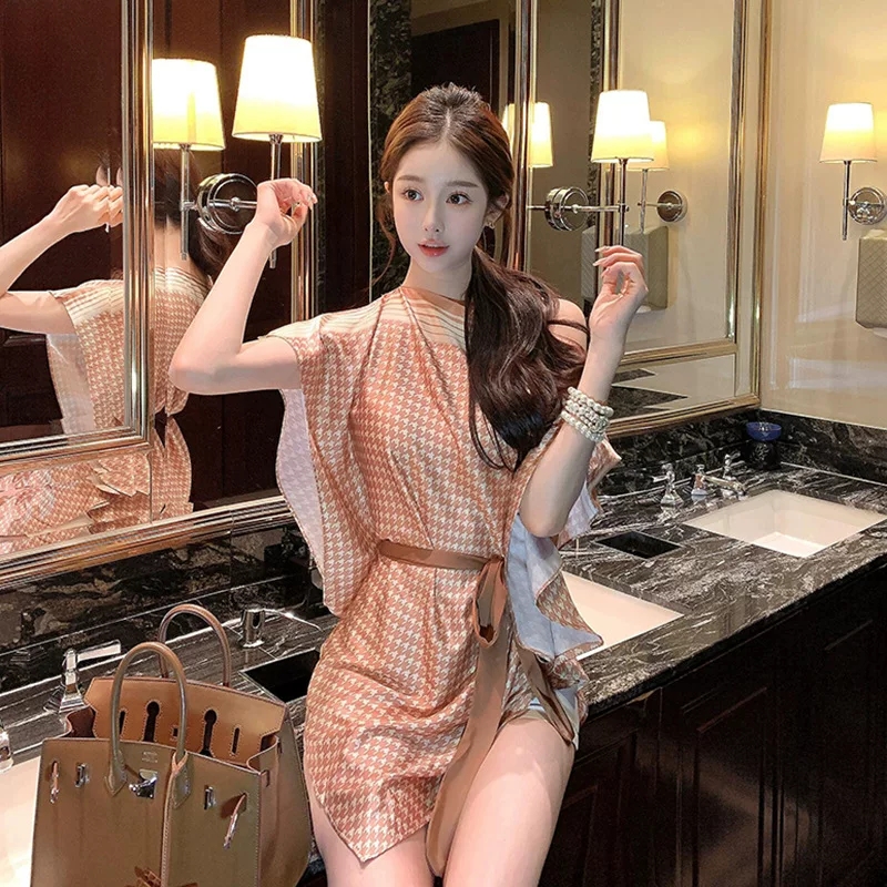 서리가 내린 부서 아름다운 작은 키 레트로 프린트 반팔 여성 셔츠 여름 새로운 불규칙 연령 감소 옷