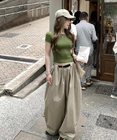 여름 새로운 녹색 티셔츠 j 제인 소나무 3 차원 핀치 Pleat 더블 색상 모통이 칼 와이드 레그 팬츠 투피스 세트 벨트 포함