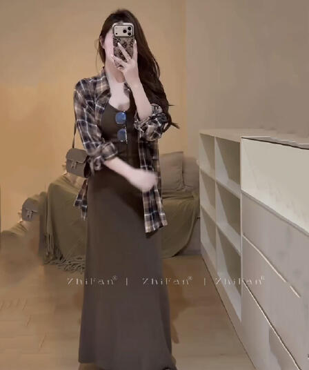 아메리칸 레트로 느긋한 바람 핫걸 고급 센스 커피 색상 셔츠 계모 타이트 스커트 슬립 롱 스커트 빛 요리 한 오래된 돈 착용 가져 가라.