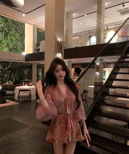 꽃 리플 치마 프랑스식 부드러운 바람 V넥 꽃무늬 드레스 여성 긴 소매 허리 수축 레이스업 슬림해 보이는 품격 치마 쉬폰 스커트