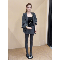 秋冬韩式小众款修身吊带+长袖宽松毛衣开衫+高腰包臀半身裙三件套