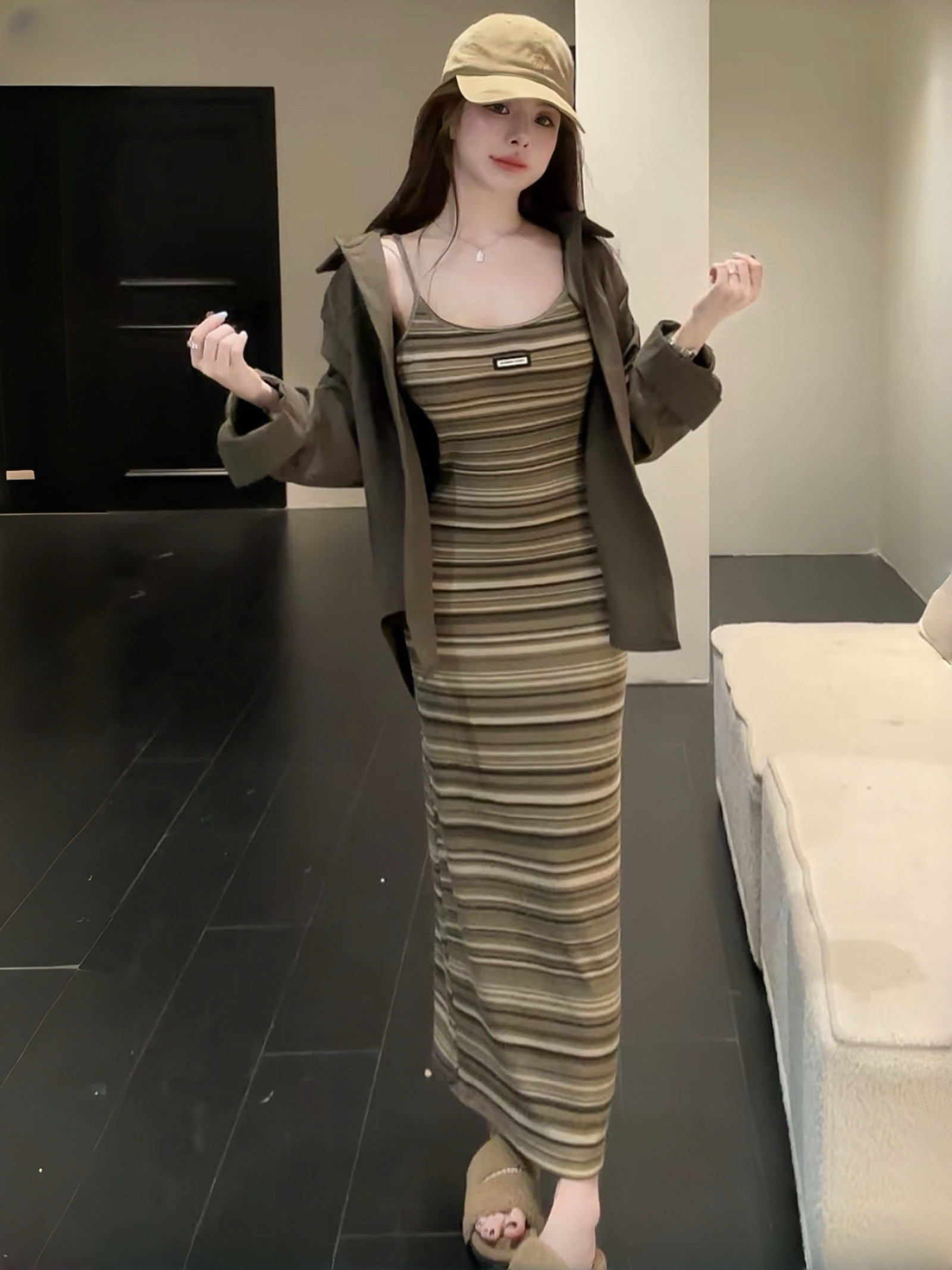 BY34758# 26秋季巨好看的韩系氛围感时尚穿搭女长袖衬衫条纹吊带裙两件套 服裝批發女裝批發服飾貨源