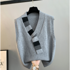 批发马甲女款2025新款春秋宽松外穿针织背心时尚毛衣外套坎肩秋冬叠穿