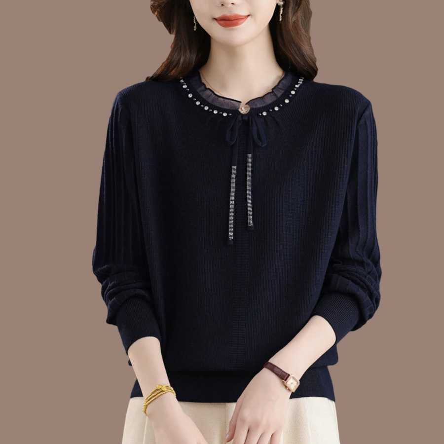 Plus-size wool sweater for women—autumn/winter new style, elegant mom-style knitted cashmere sweater with lace trim and ribbed knit base layer.