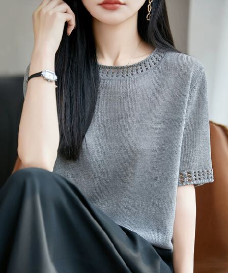 2026 새로운 홀로우 아웃 단색 니트 반팔 티셔츠 여성 여름 얇은 스타일 얼음 실크 니트 스웨터 빅 사이즈 여성 의류 맨위