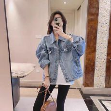 批发浅蓝色牛仔外套女初春装欧货爆款女装宽松休闲高级感漂亮短款上衣