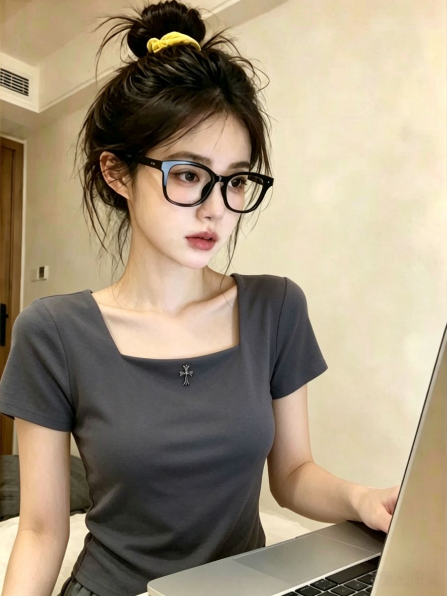 대 물품 순수한 욕망 고유 한 Chic 아메리칸 달콤한 핫걸 쇼트 스타일 광장 칼라 맨위 고급 반팔 티셔츠 여성 여름