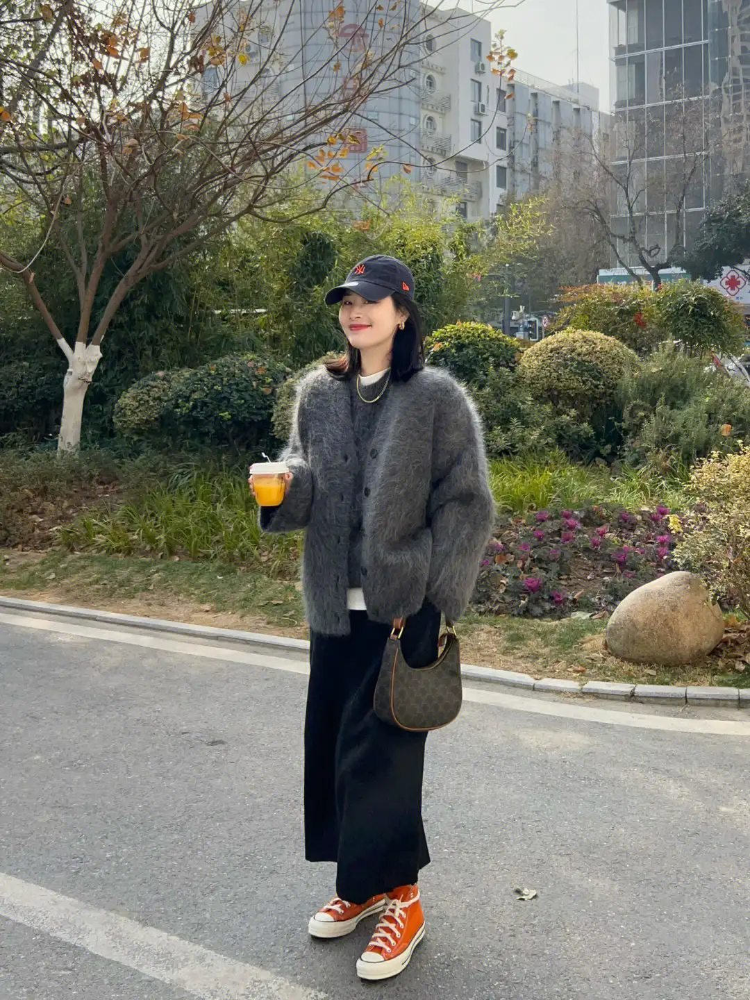 레이스 디테일 울 가디건 상세 이미지 12