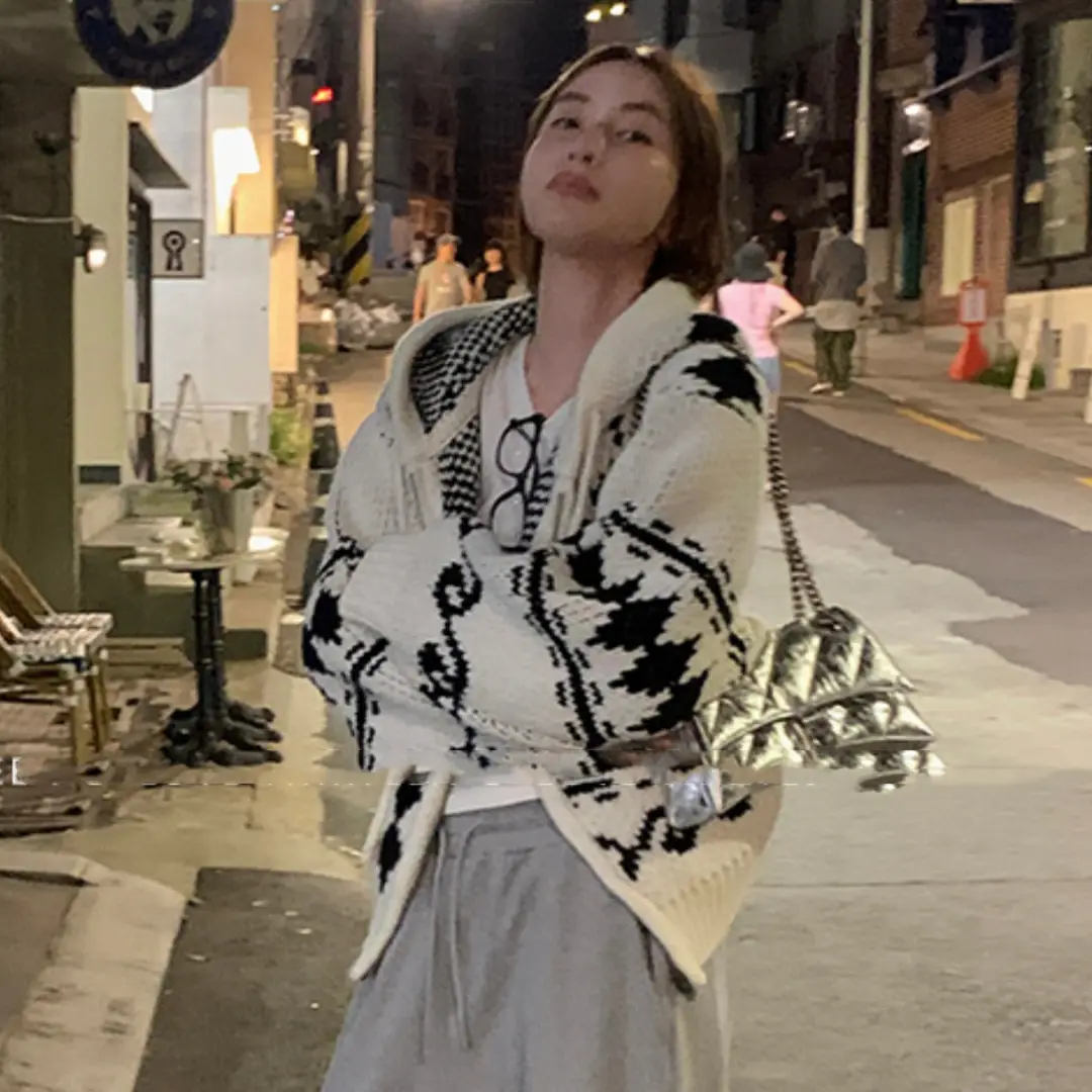 장미 자카드 후드 니트 가디건 상세 이미지 5