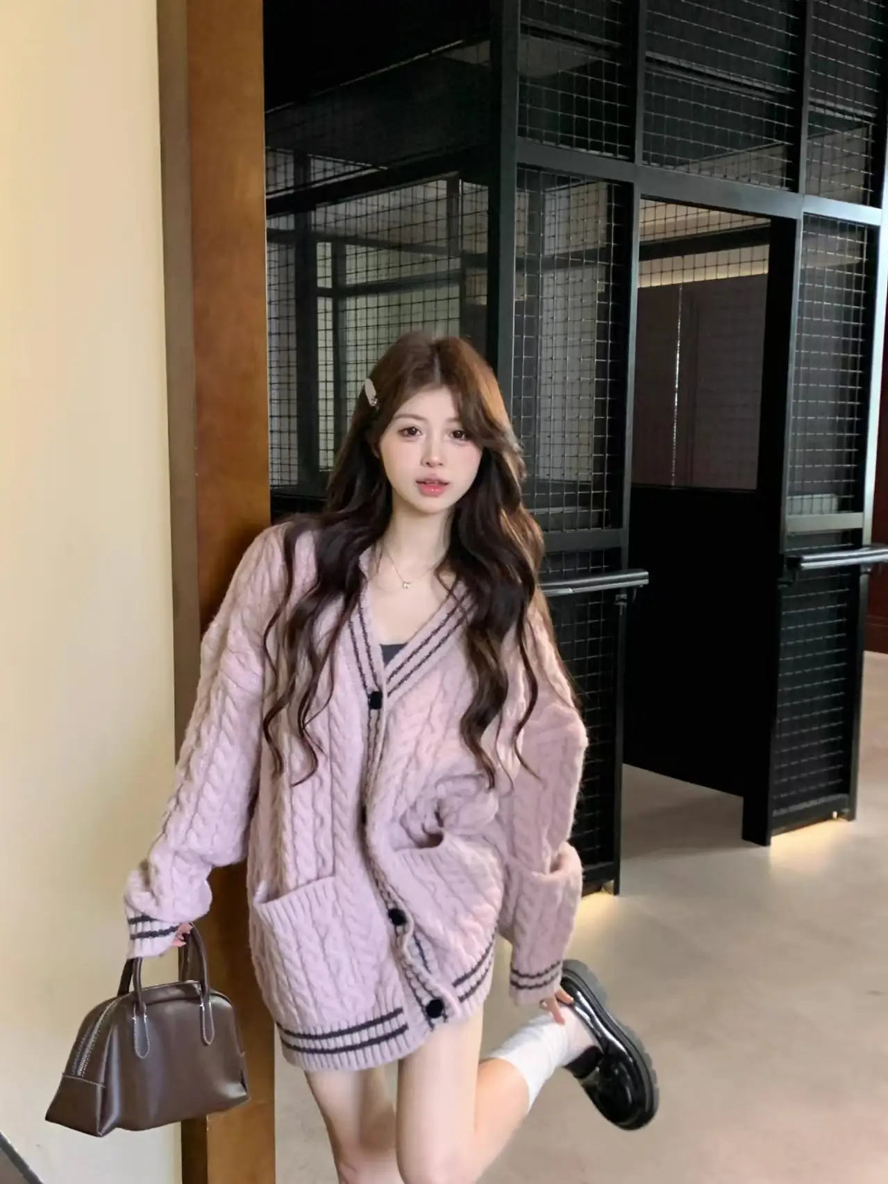 한국인기 프레피 꽈배기 V넥 울 가디건 상세 이미지 9