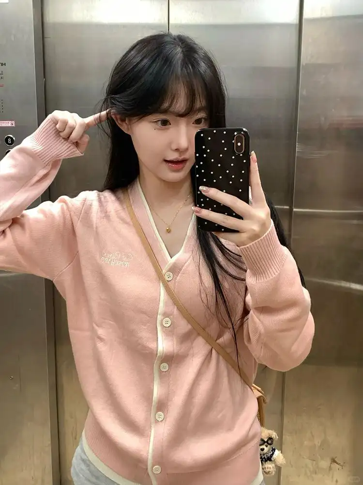 루즈핏 핑크 V넥 울 가디건 상세 이미지 2