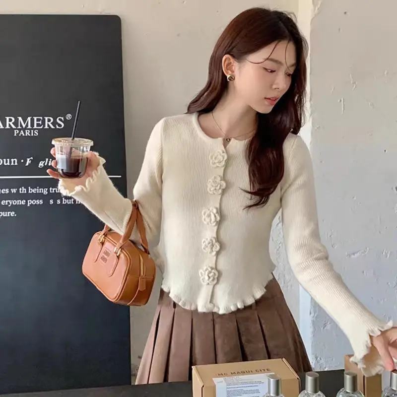 입체 장미 꽃 장식 라운드넥 울 가디건 상세 이미지 2