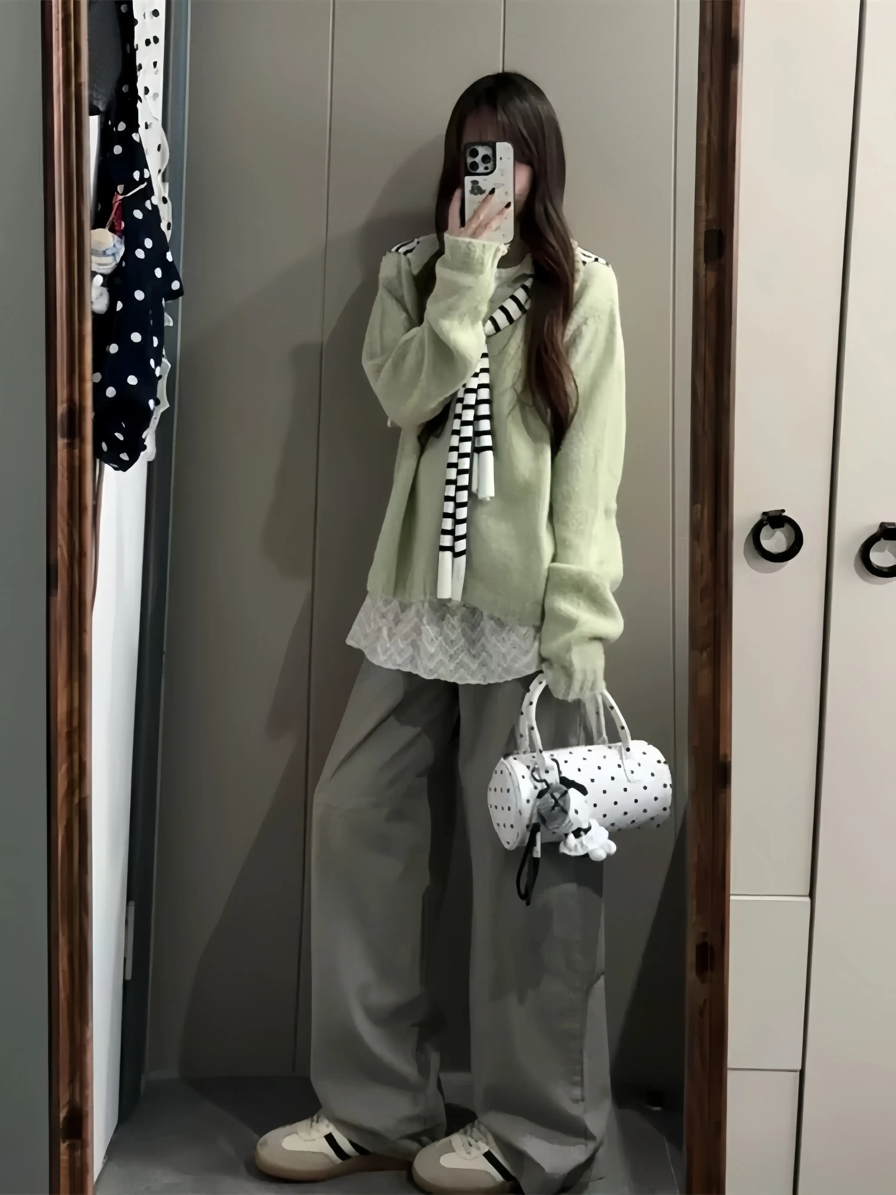 한국인기 컬러 버튼 폴로넥 울 가디건 상세 이미지 4