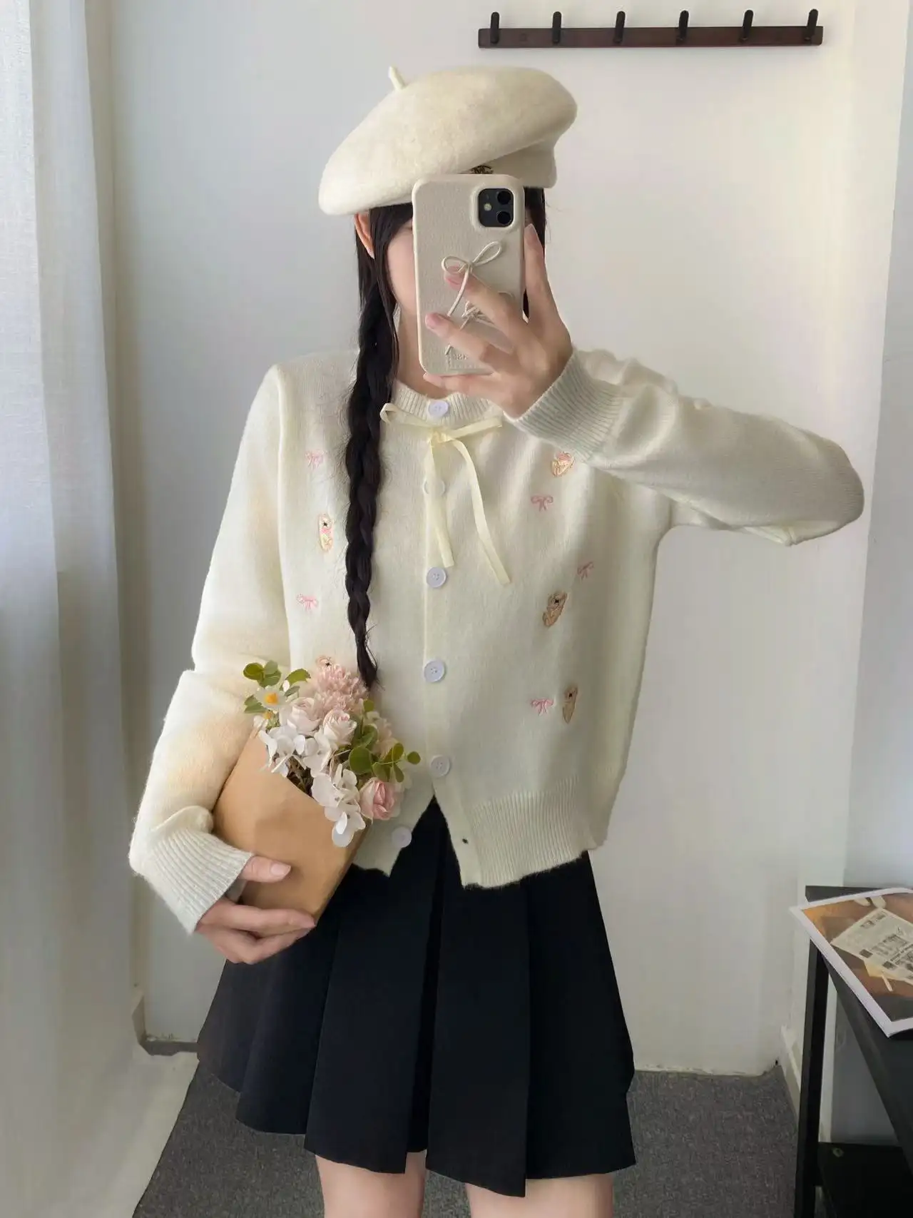 한국인기 리본 자수 러블리 울 가디건 상세 이미지 1