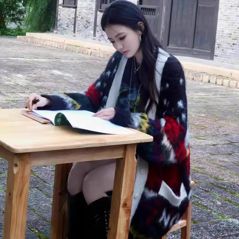 레트로 루즈핏 V넥 울 가디건 상세 이미지 5