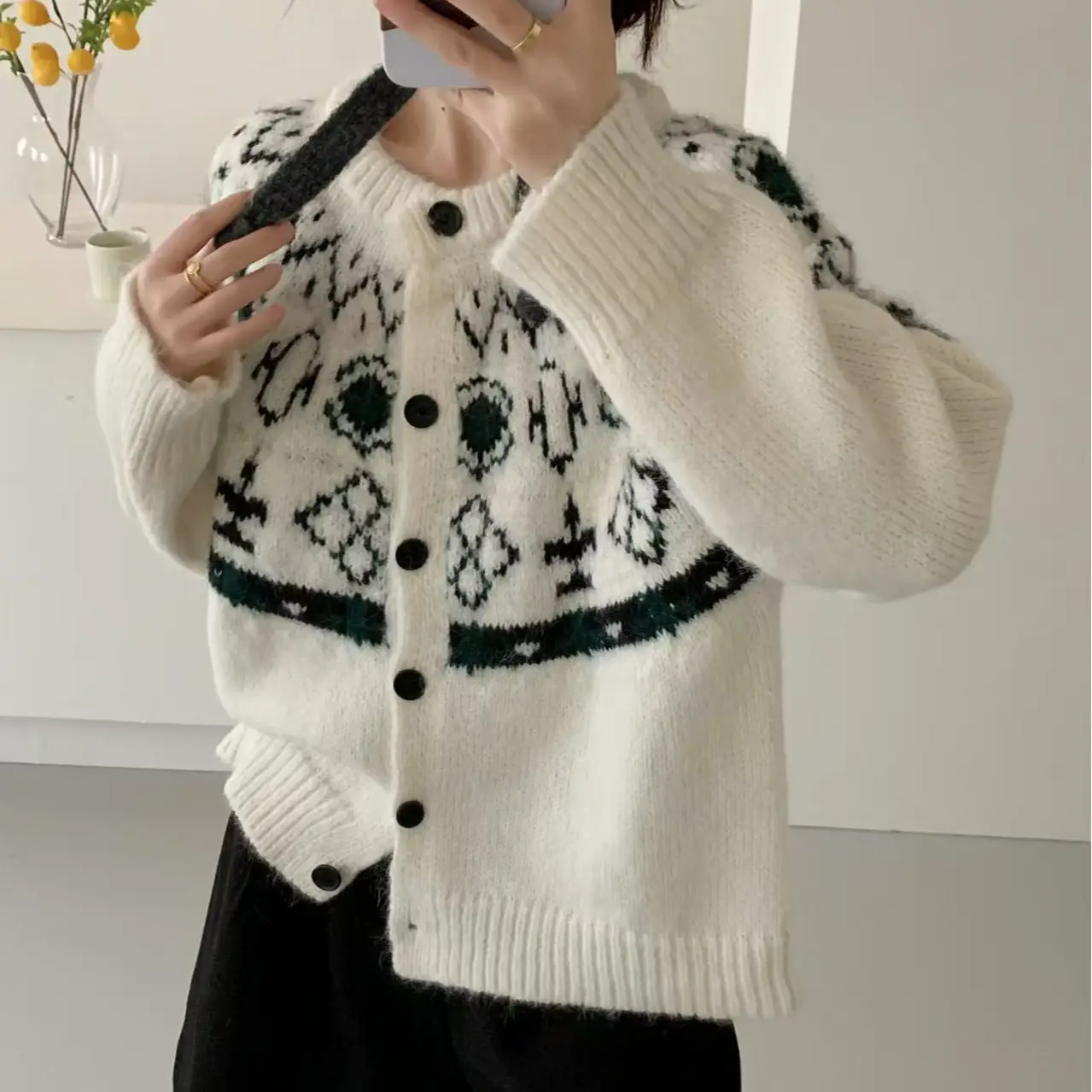 레트로 페어아일 라운드넥 울 가디건 상세 이미지 1