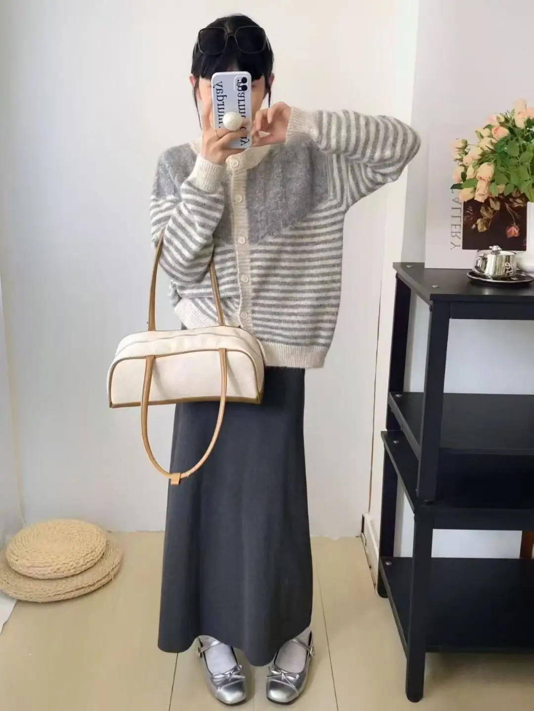 한국인기 라운드넥 울 가디건 상세 이미지 3