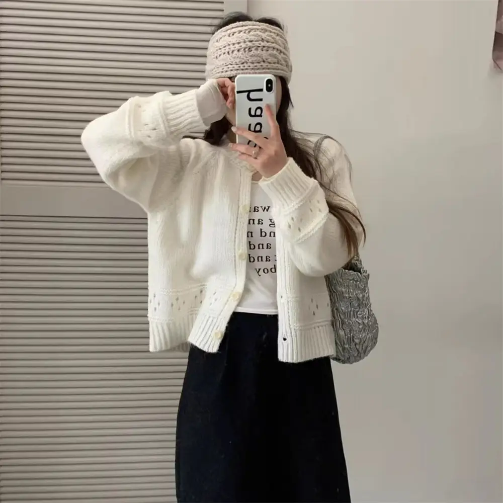 러블리 레이스 라운드넥 울 가디건 상세 이미지 3