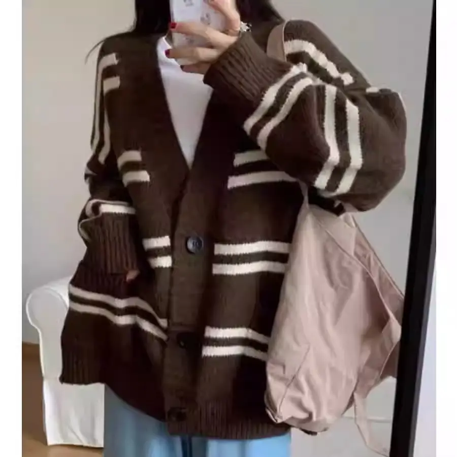 V넥 스트라이프 포켓 울 가디건