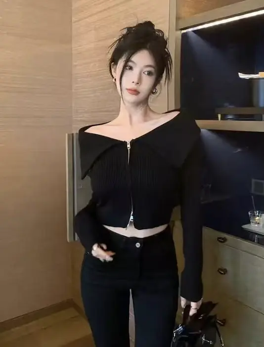 오프숄더 더블 지퍼 울 니트 상세 이미지 4
