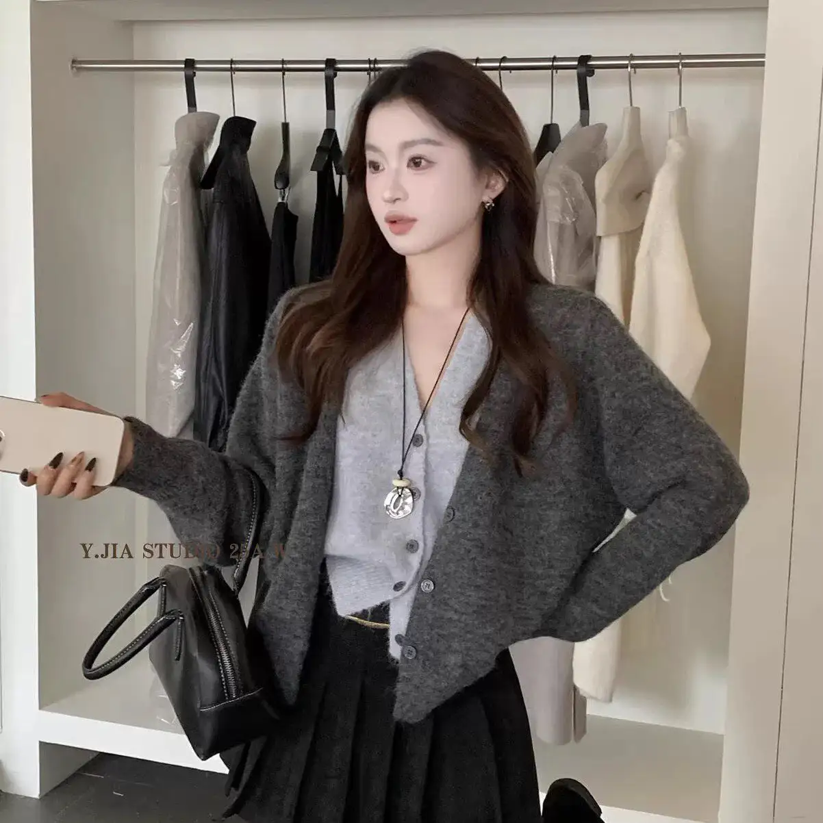 레트로 레이어드 V넥 울 가디건 상세 이미지 1