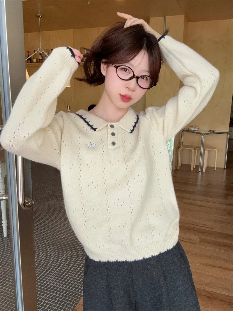 자수 폴로 칼라 니트 상세 이미지 14