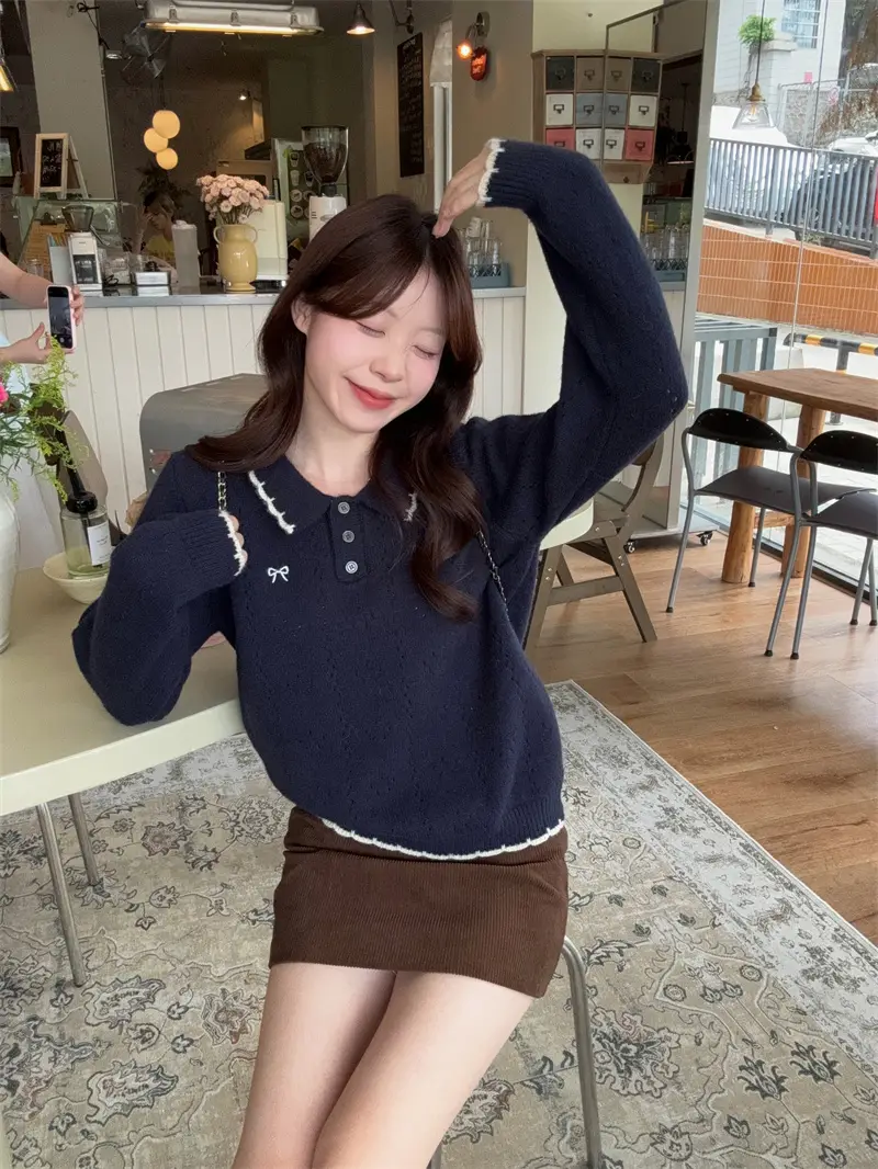 자수 폴로 칼라 니트 상세 이미지 23
