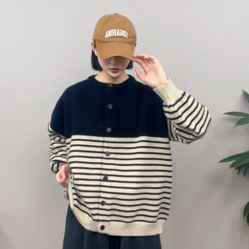 한국인기 배색 스트라이프 가디건 니트 상세 이미지 3