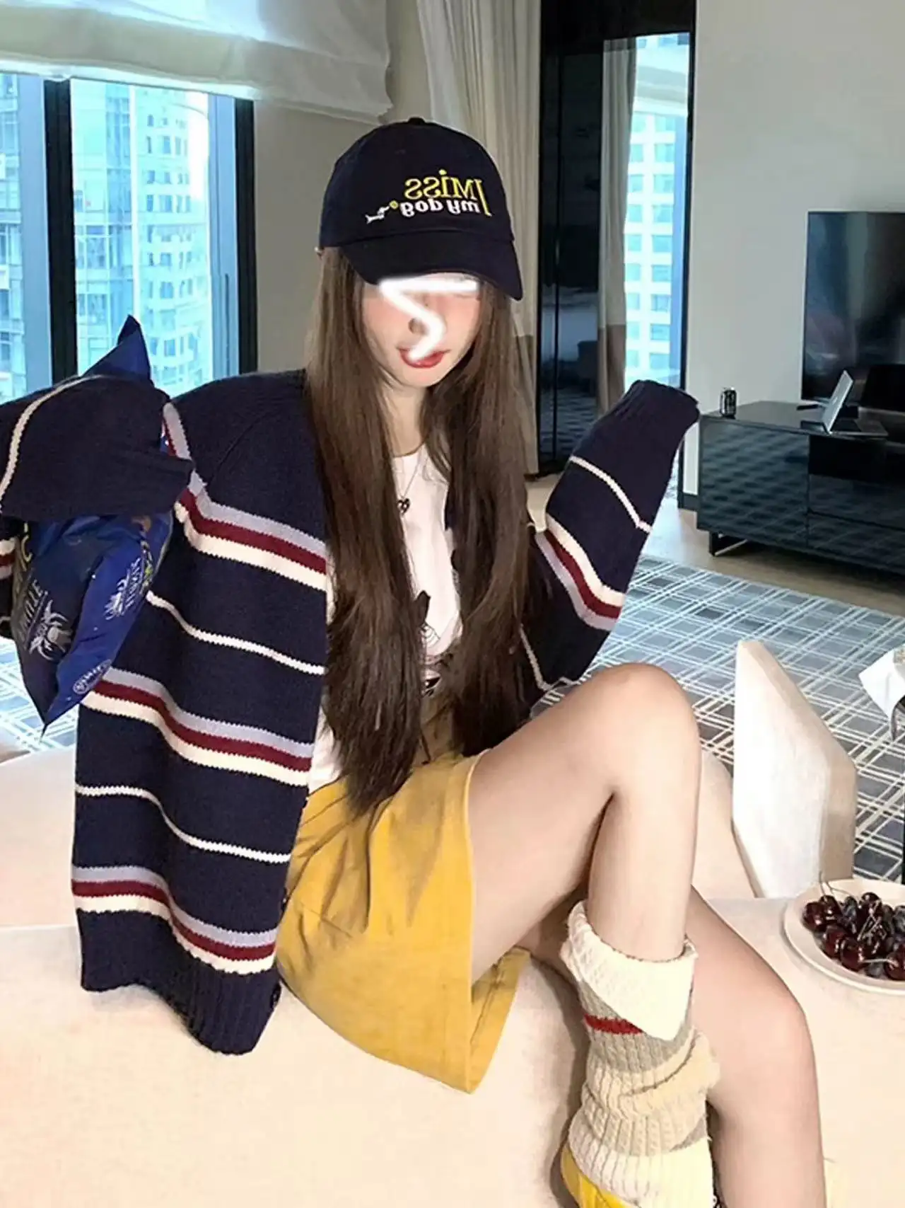 레트로 배색 스트라이프 울 가디건 상세 이미지 2