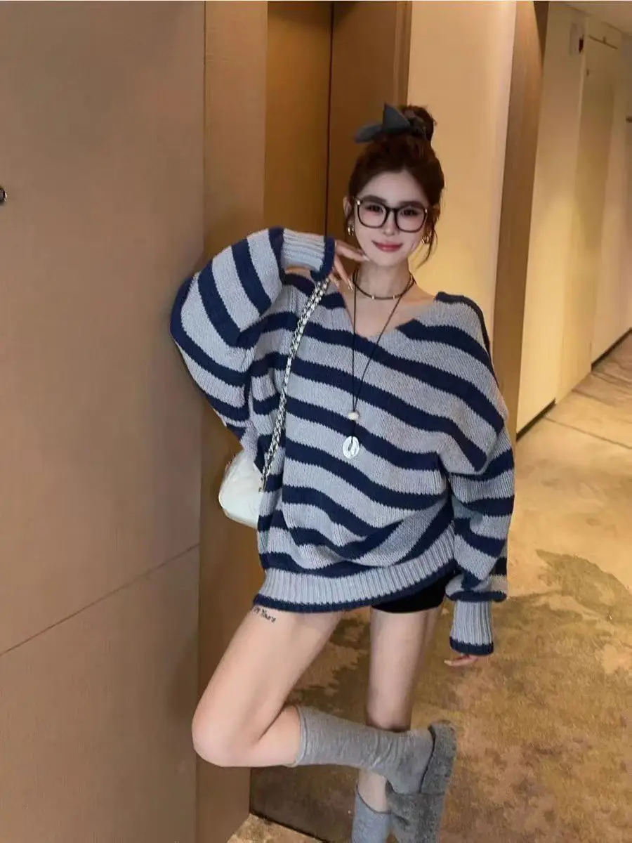 스트라이프 V넥 울 니트 상세 이미지 1