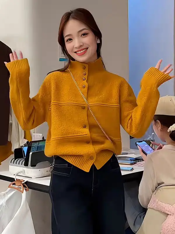버튼 하이넥 울 가디건 상세 이미지 4